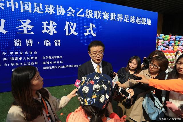 拜仁计划延长埃贝尔与德雷森的合同，重视管理层稳定性